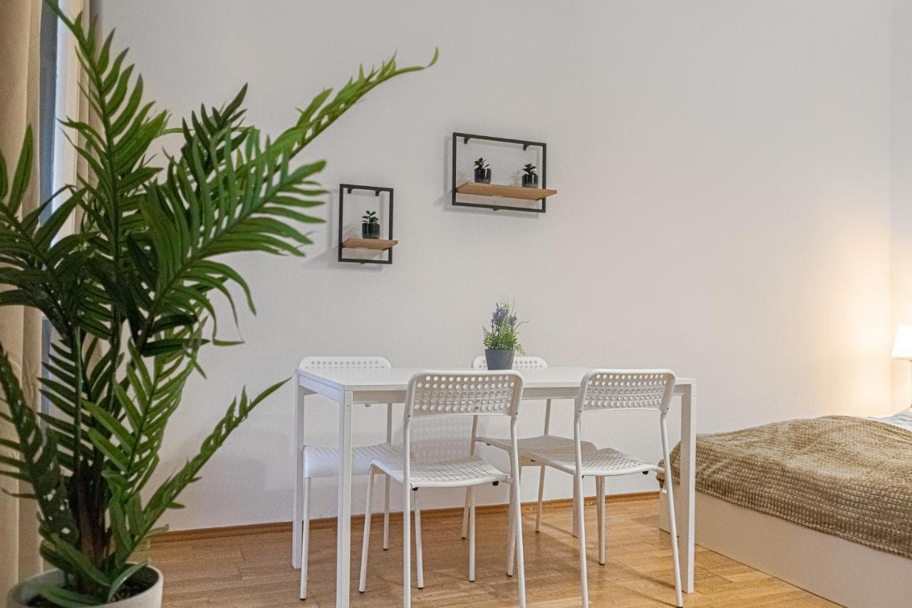 Pleasing 2Br Apt.-Perfect For Longstays เวียนนา ภายนอก รูปภาพ